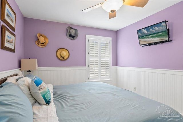 1466 Sonata Ct, Navarre Beach, FL 32566