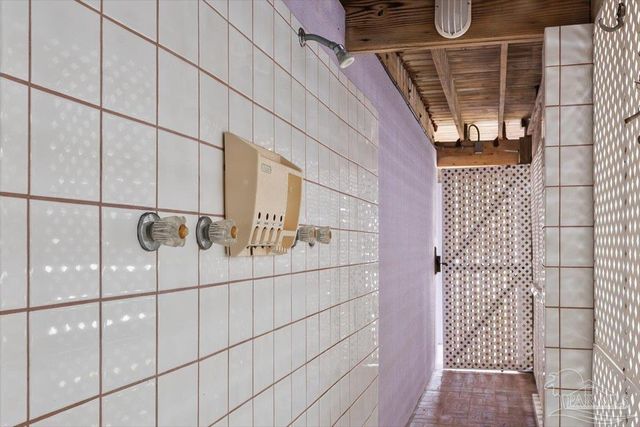 1466 Sonata Ct, Navarre Beach, FL 32566