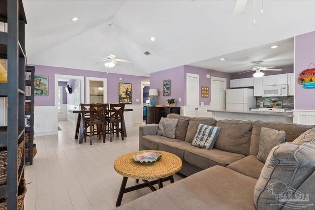 1466 Sonata Ct, Navarre Beach, FL 32566