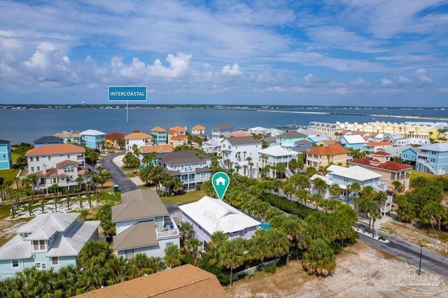 1466 Sonata Ct, Navarre Beach, FL 32566