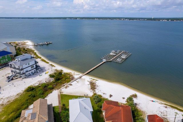 1466 Sonata Ct, Navarre Beach, FL 32566