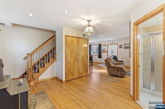 7 Franklin Street, Little Ferry, NJ 07643