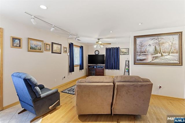 7 Franklin Street, Little Ferry, NJ 07643