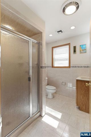 7 Franklin Street, Little Ferry, NJ 07643