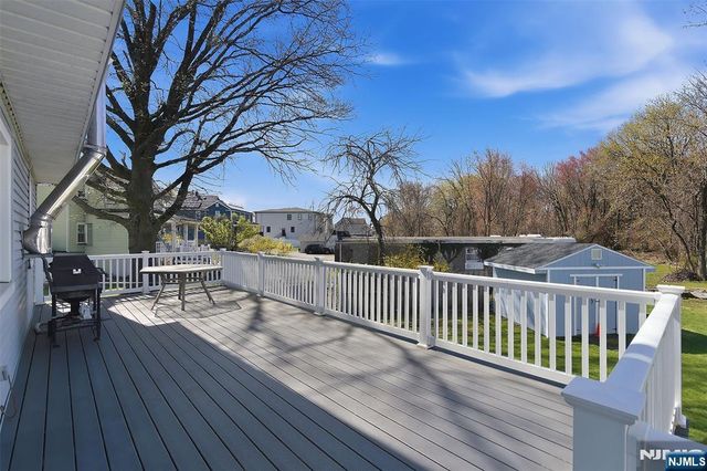 7 Franklin Street, Little Ferry, NJ 07643