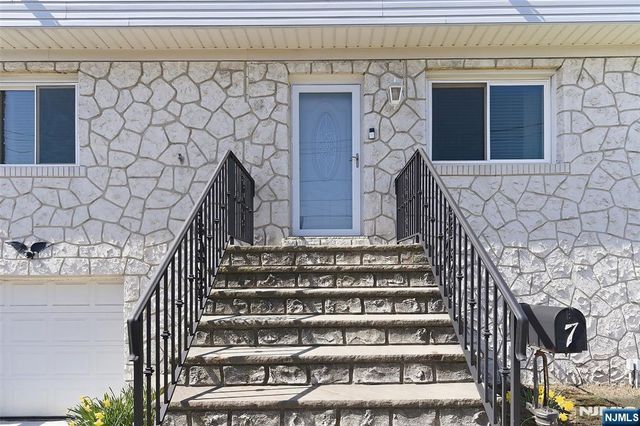 7 Franklin Street, Little Ferry, NJ 07643