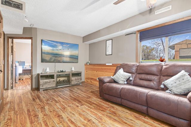 23030 Henna Avenue N, Forest Lake, MN 55025