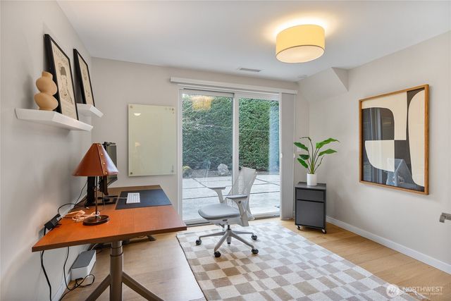 12857 SE 45th Pl, Bellevue, WA 98006