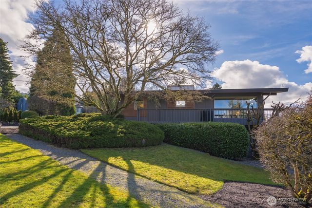 12857 SE 45th Pl, Bellevue, WA 98006