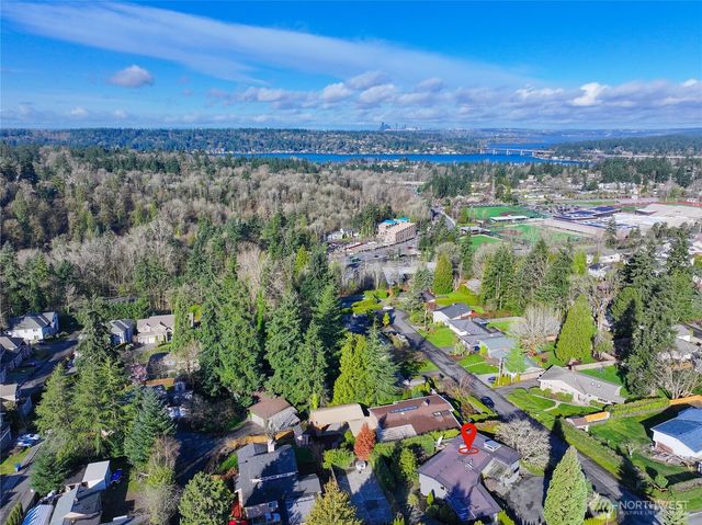 12857 SE 45th Pl, Bellevue, WA 98006