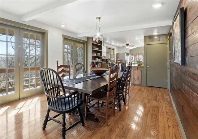 60 Crescent Drive, Eureka Springs, AR 72632