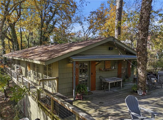 60 Crescent Drive, Eureka Springs, AR 72632