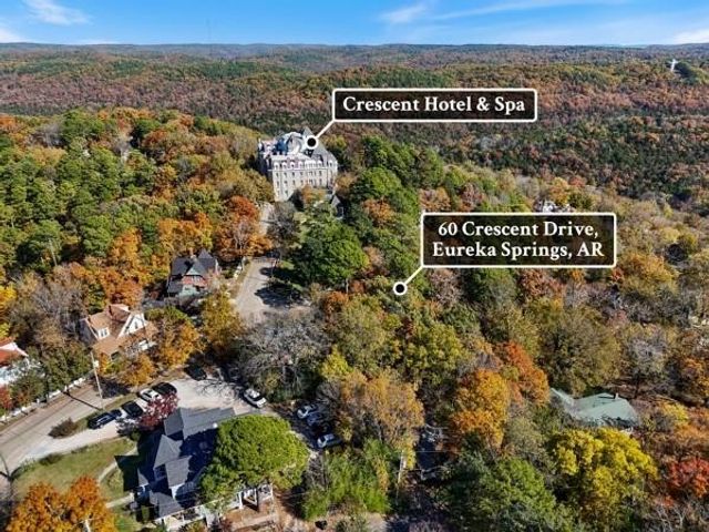 60 Crescent Drive, Eureka Springs, AR 72632
