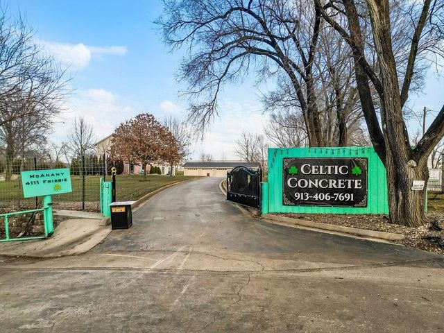 4111 Frisbie Road, Shawnee, KS 66226