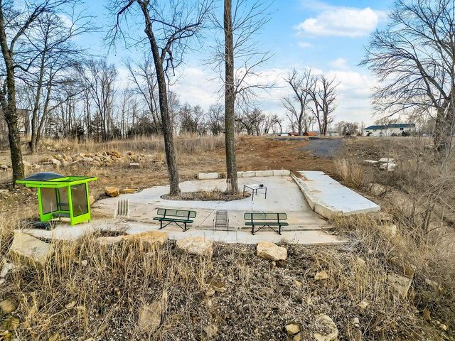 4111 Frisbie Road, Shawnee, KS 66226