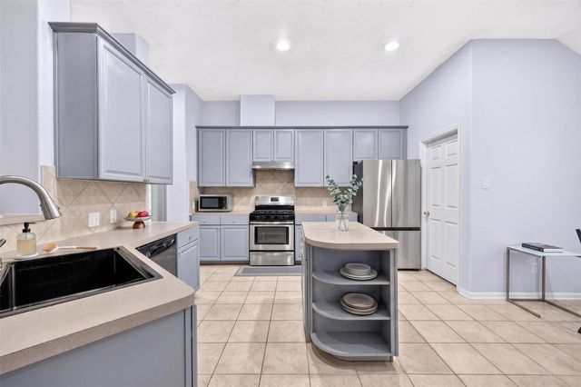 12023 Cyprus Field, Houston, TX 77070