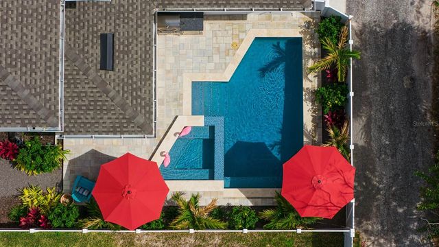 2702 W CASS STREET, Tampa, FL 33609