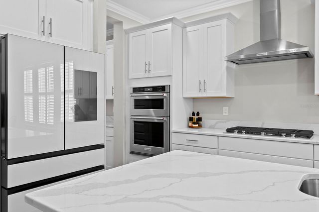 2702 W CASS STREET, Tampa, FL 33609