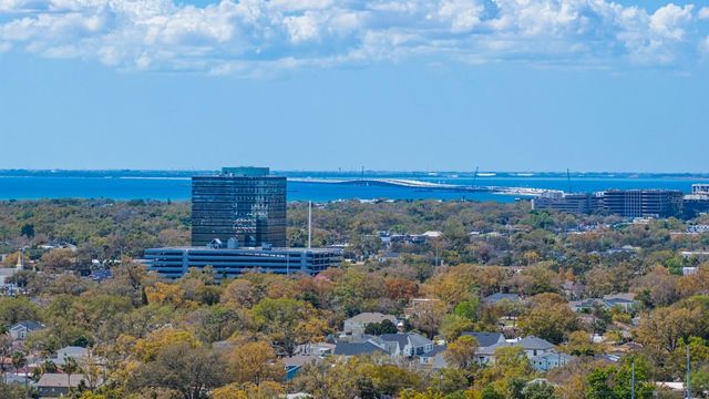 2702 W CASS STREET, Tampa, FL 33609