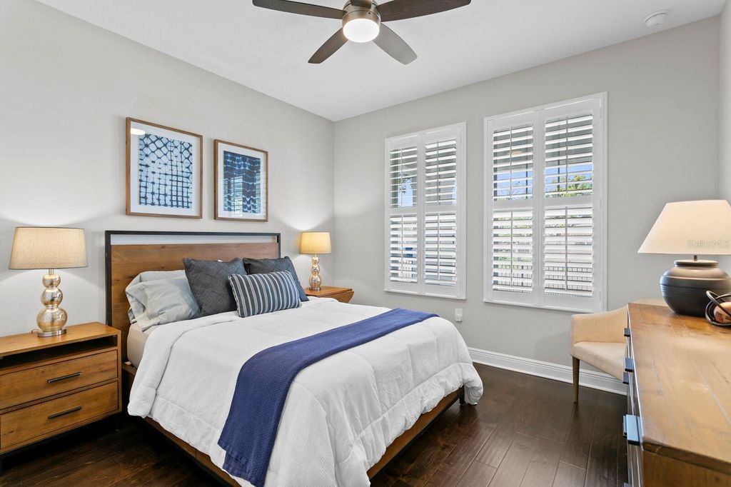 Image 37 of property listing at 2702 W CASS STREET, Tampa, FL 33609