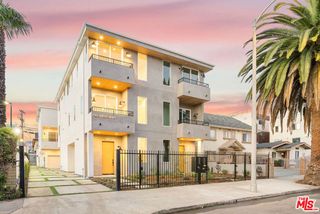 6241 Banner Avenue, Los Angeles, CA 90038