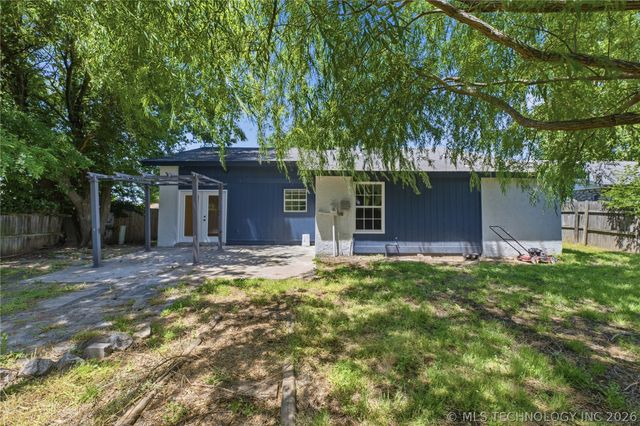 1205 N Ironwood Place, Broken Arrow, OK 74012