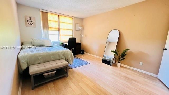 6500 Cypress Rd 402, Plantation, FL 33317