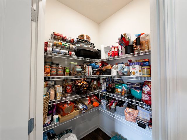 4806 BARRETT OAKS DR, Millington, TN 38053