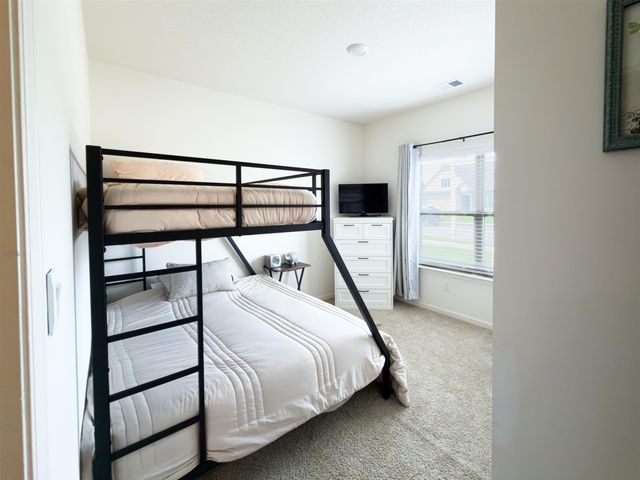 4806 BARRETT OAKS DR, Millington, TN 38053