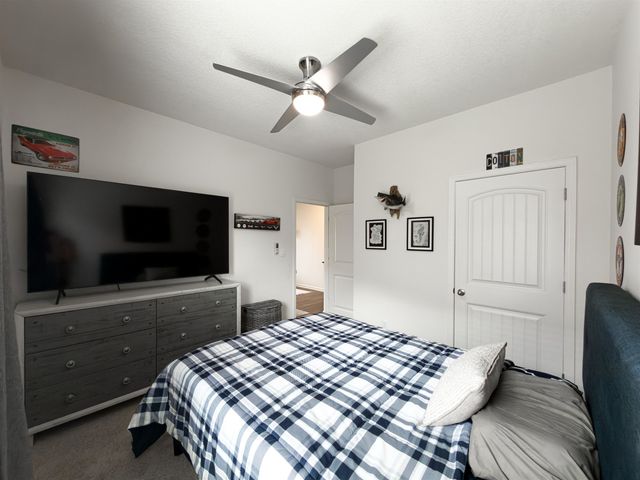 4806 BARRETT OAKS DR, Millington, TN 38053
