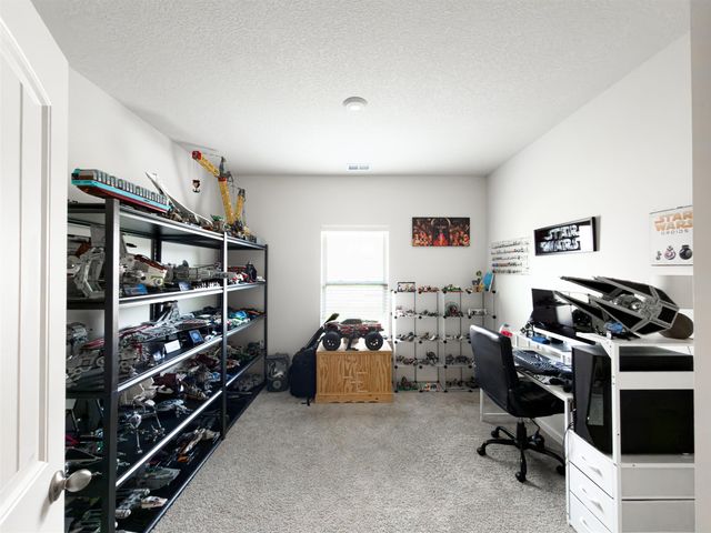 4806 BARRETT OAKS DR, Millington, TN 38053