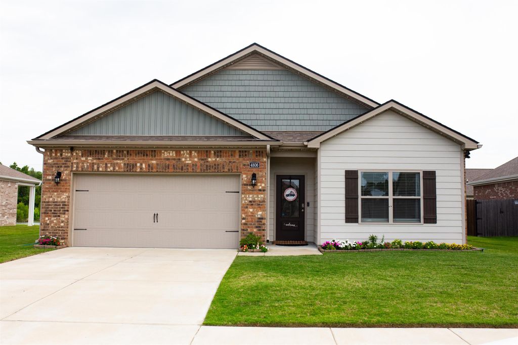 4806 BARRETT OAKS DR, Millington, TN 38053