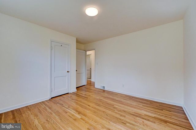 708 NATHAN HALE AVE, Trenton, NJ 08648