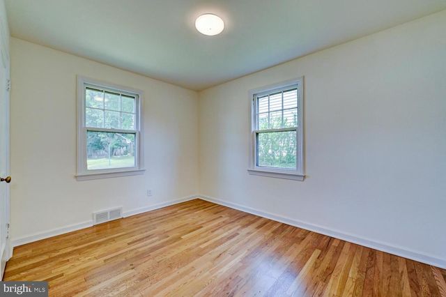 708 NATHAN HALE AVE, Trenton, NJ 08648