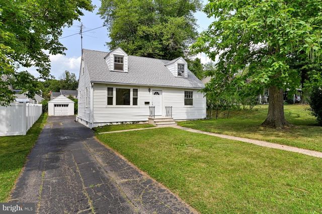 708 NATHAN HALE AVE, Trenton, NJ 08648