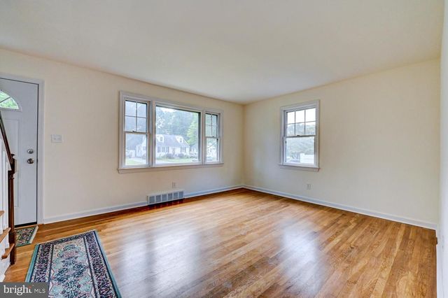 708 NATHAN HALE AVE, Trenton, NJ 08648