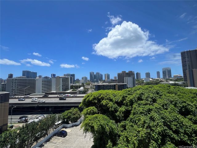 1400 Pensacola Street 706, Honolulu, HI 96822
