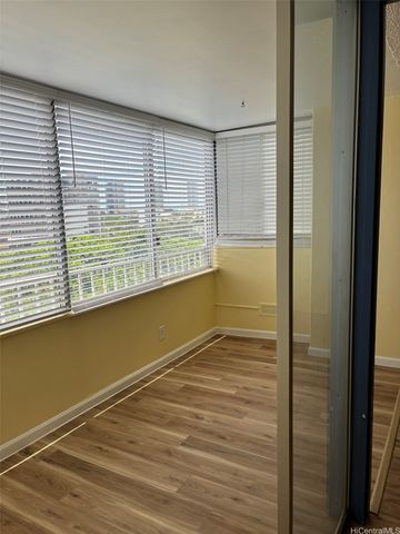 1400 Pensacola Street 706, Honolulu, HI 96822