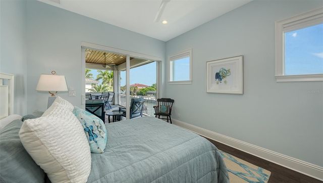 548 HORNBLOWER LANE, Longboat Key, FL 34228