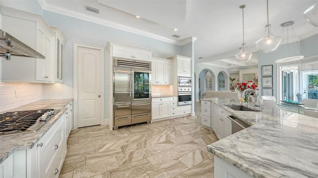 548 HORNBLOWER LANE, Longboat Key, FL 34228