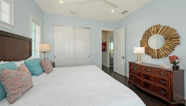 548 HORNBLOWER LANE, Longboat Key, FL 34228