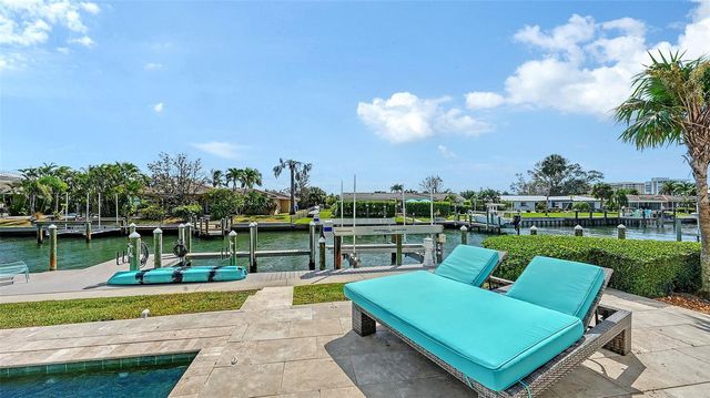 548 HORNBLOWER LANE, Longboat Key, FL 34228
