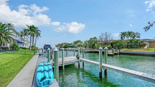 548 HORNBLOWER LANE, Longboat Key, FL 34228