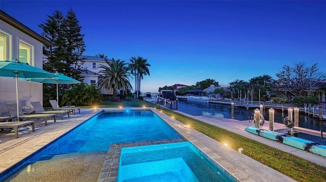 548 HORNBLOWER LANE, Longboat Key, FL 34228