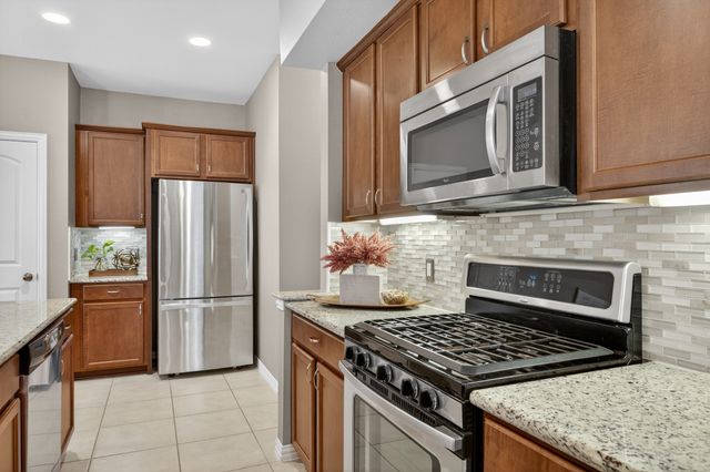 418 Hamilton Street, Lewisville, TX 75067