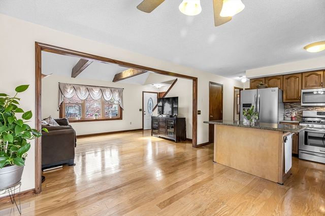 269 Morton St, Springfield, MA 01119