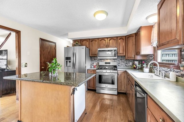 269 Morton St, Springfield, MA 01119
