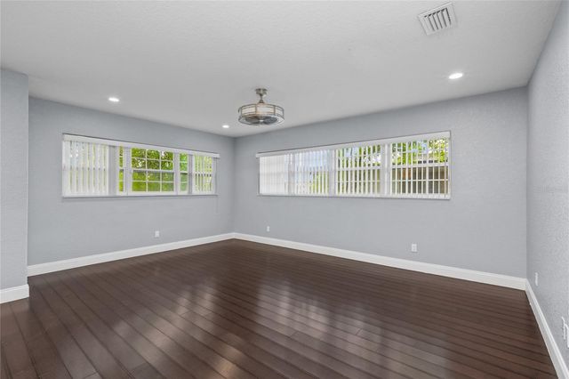 1520 S CHURCH AVENUE, Tampa, FL 33629
