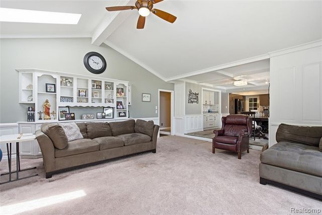 46884 Ben Franklin Drive, Utica, MI 48315