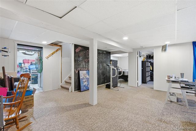 46884 Ben Franklin Drive, Utica, MI 48315